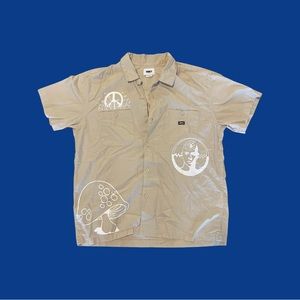 Hippie graphic obey button down